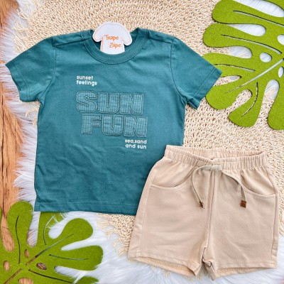 Conj. Camiseta Sun Fun e Bermuda em Moletinho - Verde e Areia